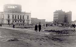 Blick auf die Ruine des Stadttheaters 20.01.1951